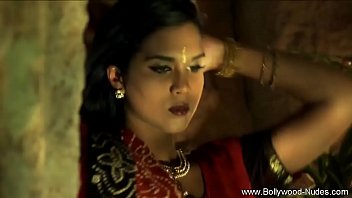 Arousing And Seductive Sex Ritual - Milf-brunette-amateur-mature-solo-striptease