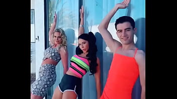 Salio Del Closet Yordy El Niño Polla