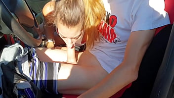 Teen Follando En Publico Con Chorreo De Leche Dentro Del Coñito