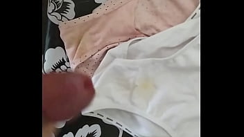 Corrida En Bragas De Mi Mujer 83