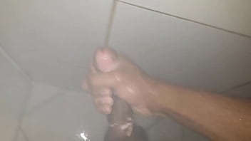 Gozando Gostoso Sozinho - gozando, moreno, soloboy - Video 2954179