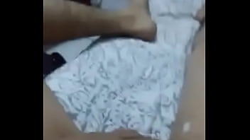 Masturbandome En Mi Sala