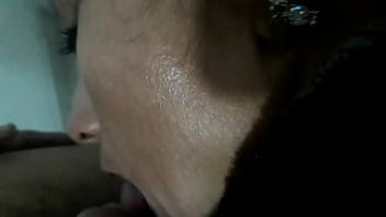 Madre De Alumno Me La Chupa