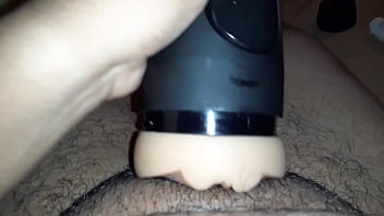 Estrenando Juguete - hot, soloboy, gordo, juguete, vagina-de-latex - Video 2900609