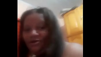 Gordinha Mostrando Corpo