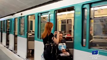 Emy, Défoncée Par Deux Cambrioleurs