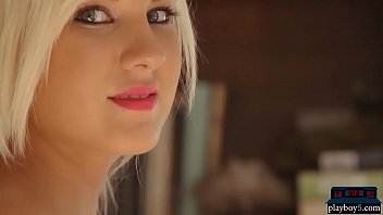 Petite Body Teen Blonde Holly Jean Hot Naked Posing