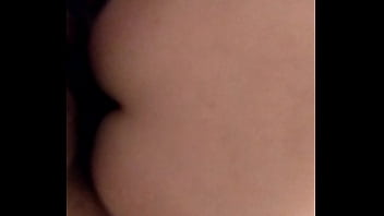 Le Entró Toda En El Culito