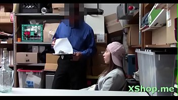 Luscious Minx Hayden Hennessy Expertly Handles A Meat Member