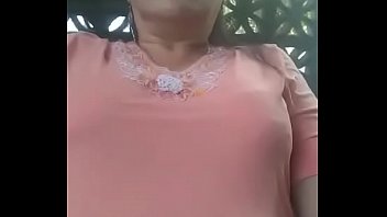 Pelando El Pepino Con Mi Vecina