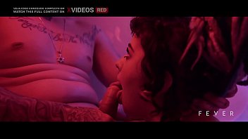 Fodendo Gostoso A Novinha Na Banheira (trailer Do Filme __sunken Baloons__)