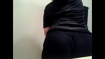 Mexican Latina Shaking Her Fat Ass