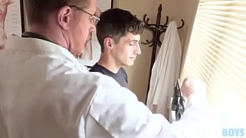 Funsizeboys-fsb0035-gay-size-difference-microphilia-tubecut-10m-720p