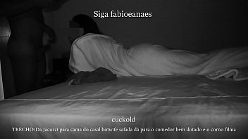 Trecho Da Jacuzzi Para Cama Hotwife Dá Para O Comedor Na Suite Do Casal E O Corno Filma