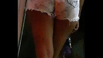 Novinha De Shortinhos