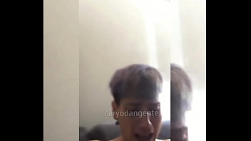 Integrante De La Ryodan Se La Muerden Mientras Grababa El Palo Del Año