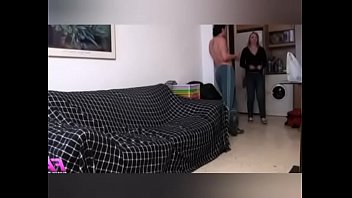 Milf Rumana Follada Mientras Limpia