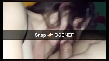 Une Meuf Se Fait Zaler Sur La T_te Dans Un Lit