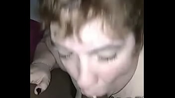 Quand Une Soumise Tenue En Laisse Suce Un Dom Black ...