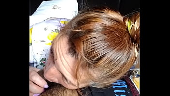 Pollito Chupando . María De Los _ngeles