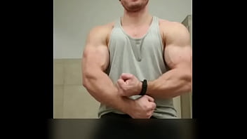 Hotmuscles6t9 Showing Off Huge Muscles