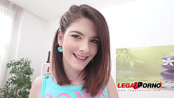 Sara Bell 4on1 Fuck Session With Huge Gapes _ Cum Swallow Sz2378