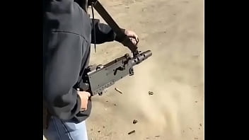 Ademir Comendo Geral No Grupo