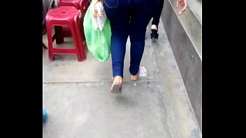 La Hermana Como Lo Mueve :v