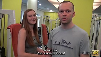 Hunt4k. Pobre Chico Deja Que Su Novia Linda Sweet Se Folle A Un Extraño Por Dinero