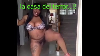 Negro En Casa Blanca