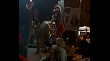 Mc Indiazinha Sem Calcinha No Baile Funk