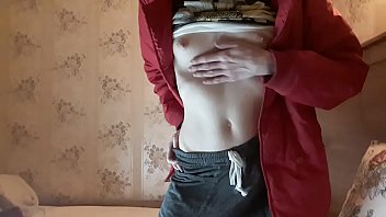 Cool Babe Tracy Naghavi Touches Herself.