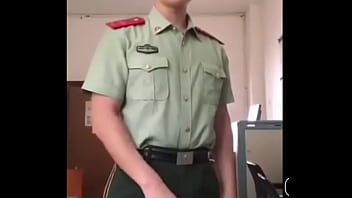 Bạo d_m anh Cảnh Sát Trung Quố 1| Xem th_m: