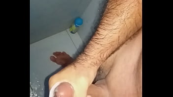 Masturbação No Banho - masturbation, soloboy, banheiro - Video 2862414