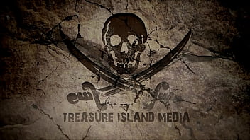 Esteban Breaks An Eager Bottom