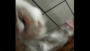 Lavando Meu Pau Pra Ser Usado