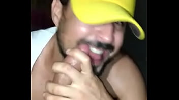 Chupando A Caceta Do Magrinho Da Favela