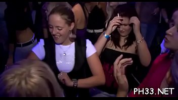 Plenty Of Blond Ladies Sucking Dicks - hardcore, blowjob, amateur, party, orgy, group-sex - Video 2719074