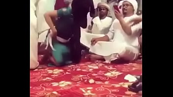 Muslim Slut Ass Shake