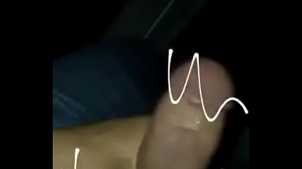 Me La Jalo En El Baño De Mi Sobrina