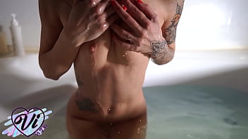 Teen Fingering Pussy And Cum In The Bathroom After Work - Smoke Fetish