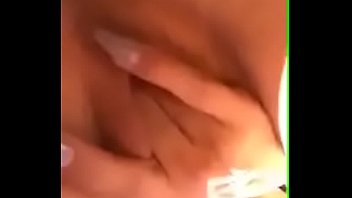 Masturbandose En El Parque