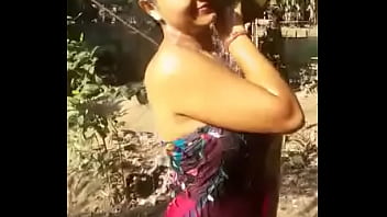 Outdoors, Bath, Desi, Bhabhi, Nangi - Indian - 2025 - Wild - Session - Video 2823419