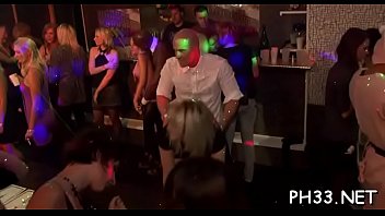 Biggest Cock Fucking Tiny Cunt - hardcore, interracial, blowjob, amateur, party, cfnm, group-sex - Video 2802274