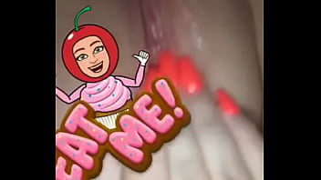 White Wet Pussy Played With