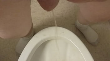 Pissing, Fun - Pissing - 2025 - Sexy - Show - Video 2836951
