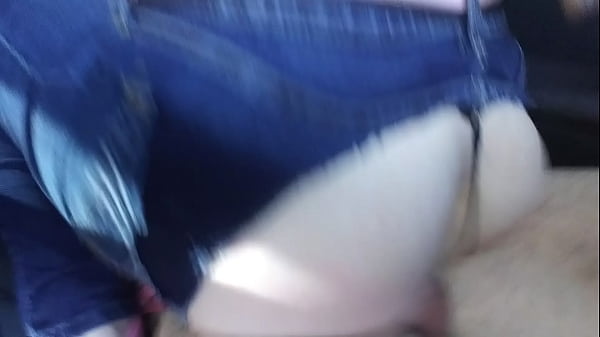 Sexy Pawg Rides Me In The Car