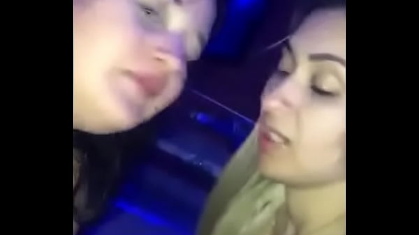 Trio Con Mi Novia - trio, rico, pene - Video 2593100