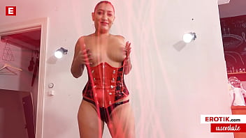 Milfy Danka Diamond Hot And Bothered For Her Fan' Juice! (english) (full Scene)_ Danka.erotik.com