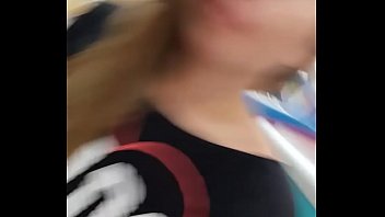 Aventura No Supermercado... Me Masturbando Nos Corredores